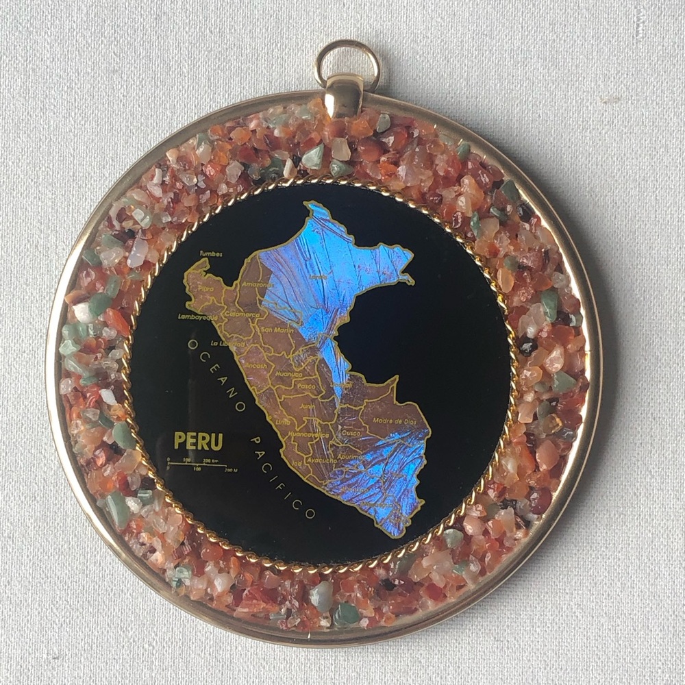 Map of Peru with gemstones